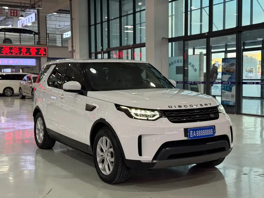 Land Rover Discovery 2018 — фото 3