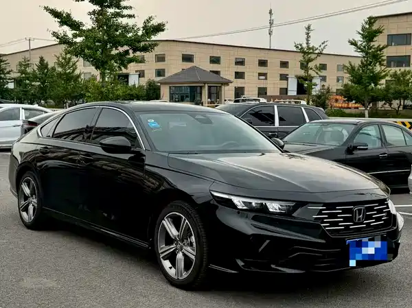 Honda Accord 2025