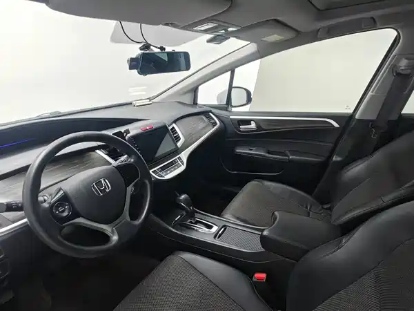 Honda Jade 2018