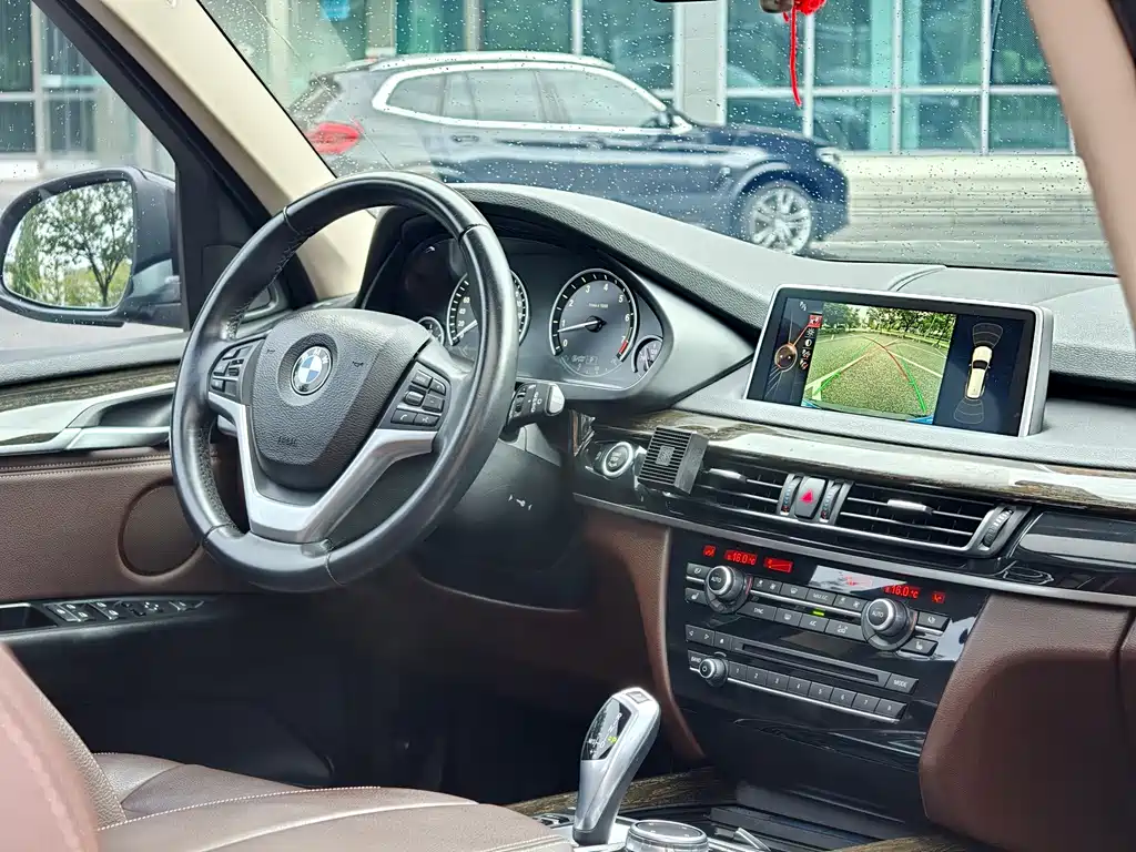 BMW X5 2015 — фото 11