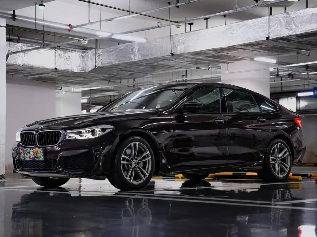 BMW 6 Series GT 2018 — фото 14
