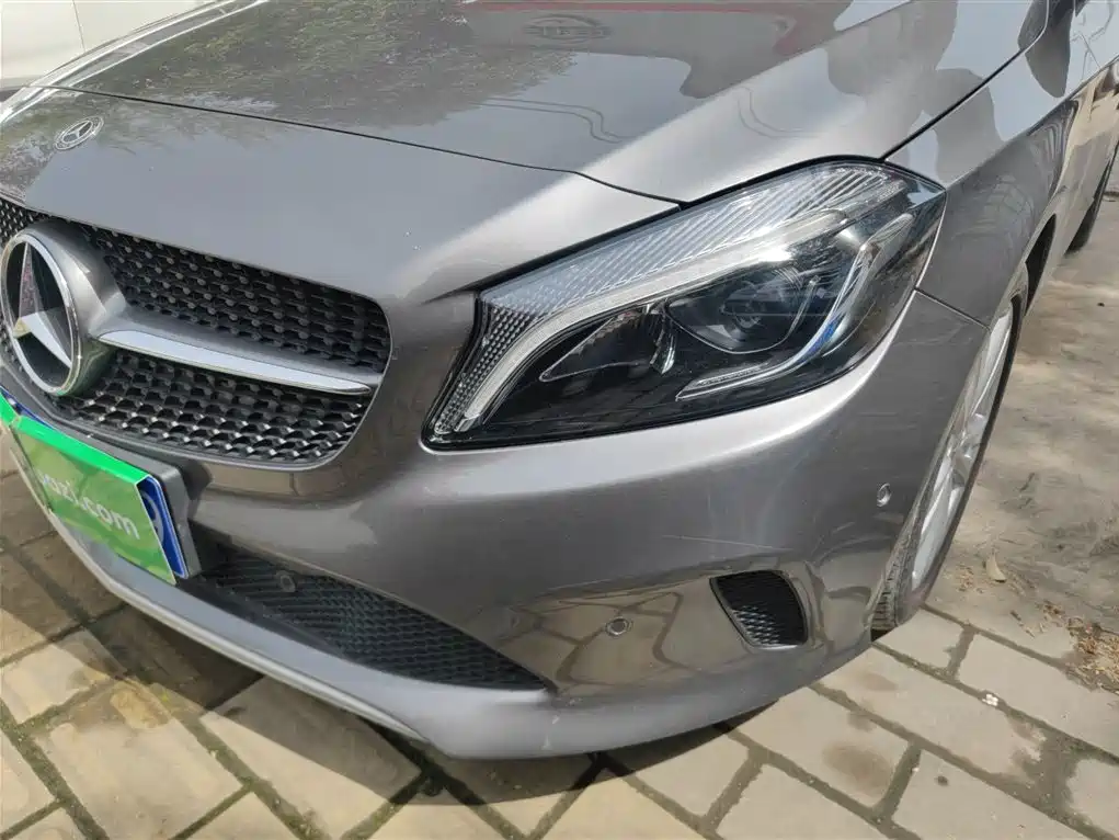 Mercedes-Benz A-Class 2018 — фото 15