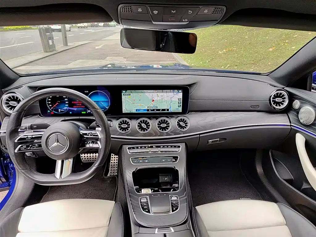 Mercedes-Benz E-Class 2021 — фото 10