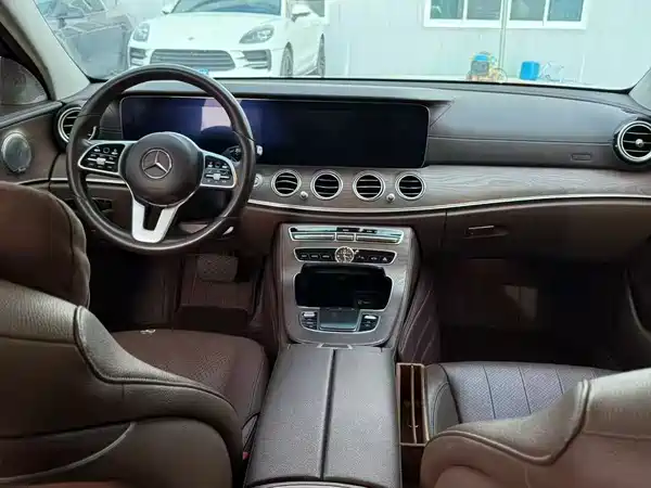Mercedes-Benz E-Class 2020