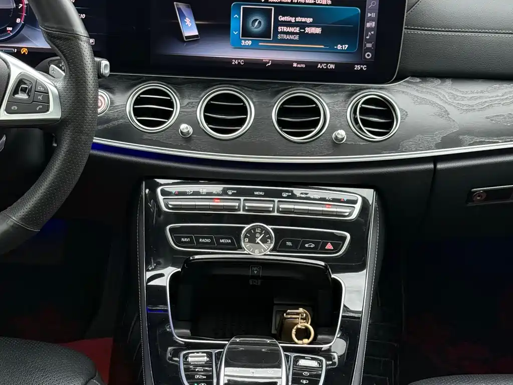 Mercedes-Benz E-Class 2018 — фото 27