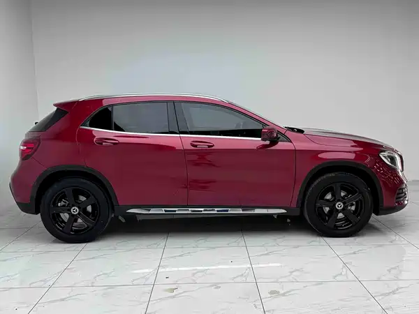 Mercedes-Benz GLA 2019