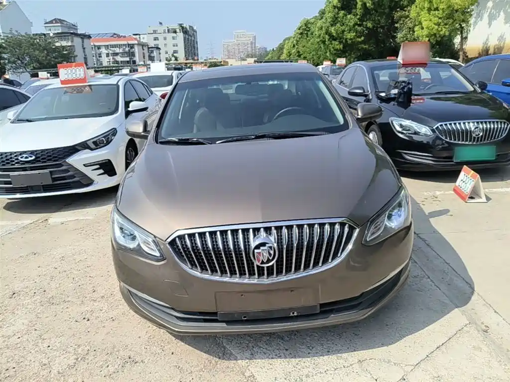 Buick Excelle 2015 — фото 3
