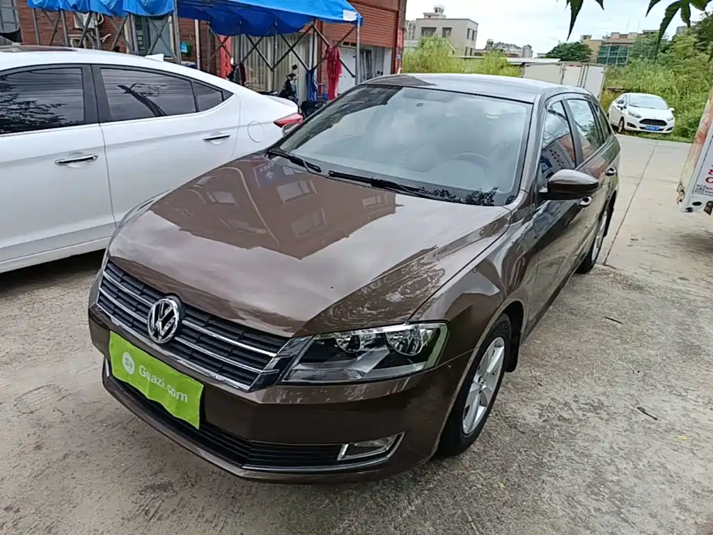 Volkswagen Gran Lavida 2015