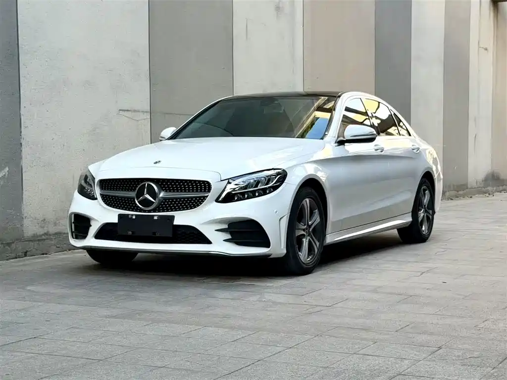 Mercedes-Benz C-Class 2020