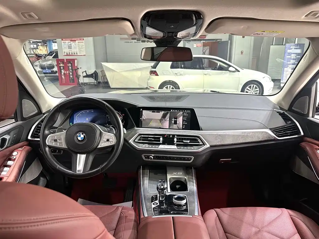 BMW X5 2023