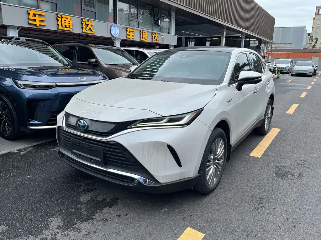 Toyota Harrier 2022 — фото 2