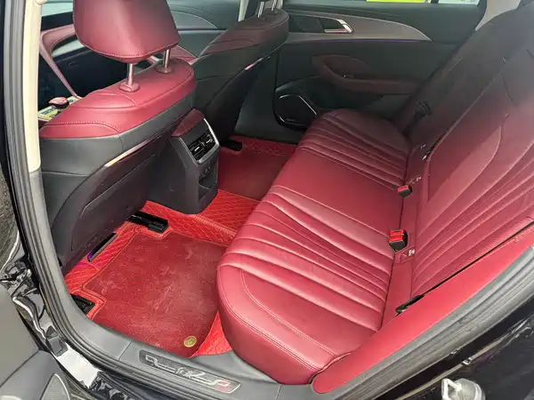 Hongqi H5 2024