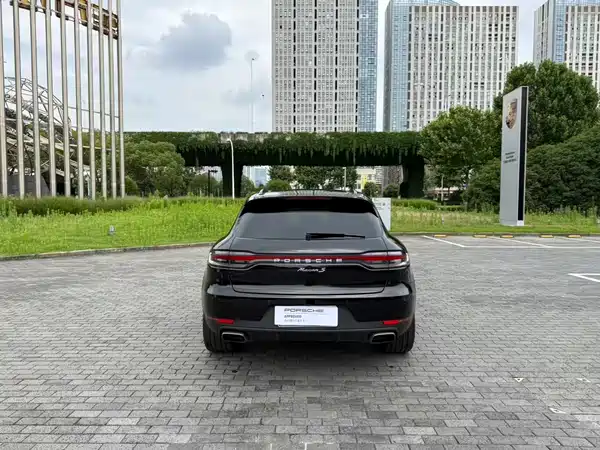 Porsche Macan 2023