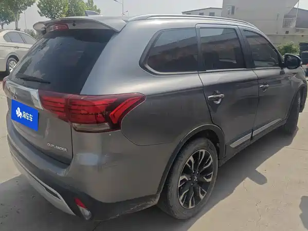 Mitsubishi Outlander 2019