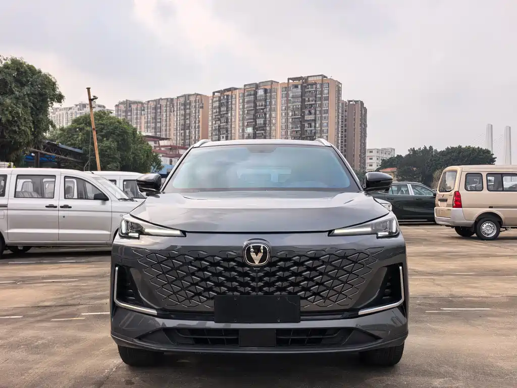 Changan CS55PLUS 2023 — фото 2