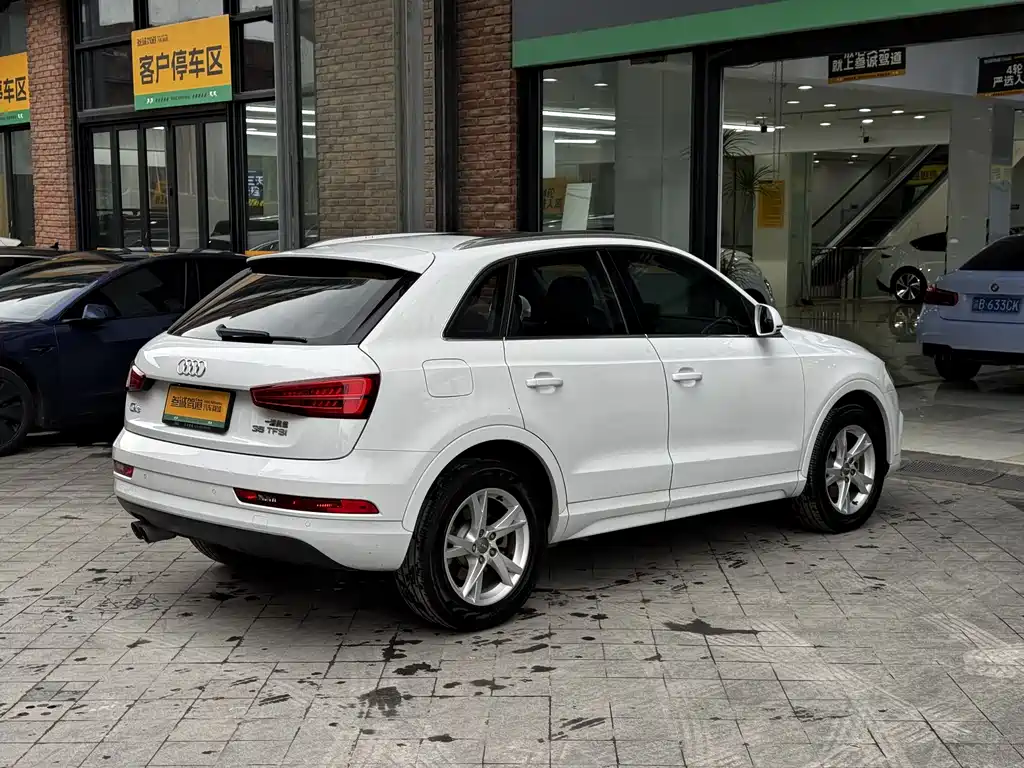 Audi Q3 2017 — фото 4