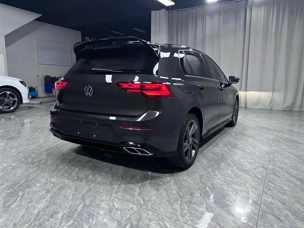 Volkswagen Golf 2022