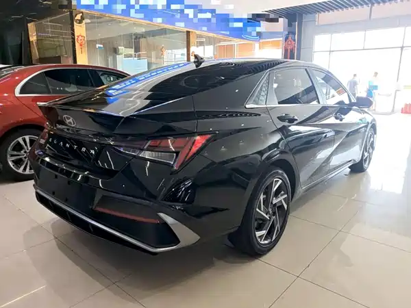 Hyundai Elantra 2026