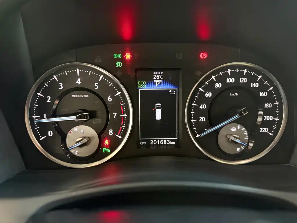 Toyota Alphard 2018 — фото 8