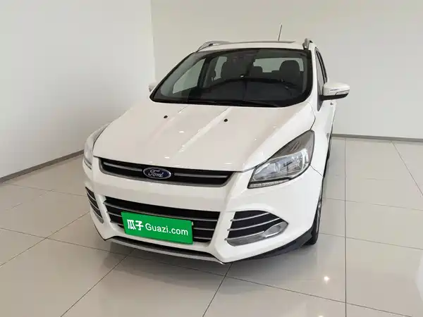 Ford Kuga 2015