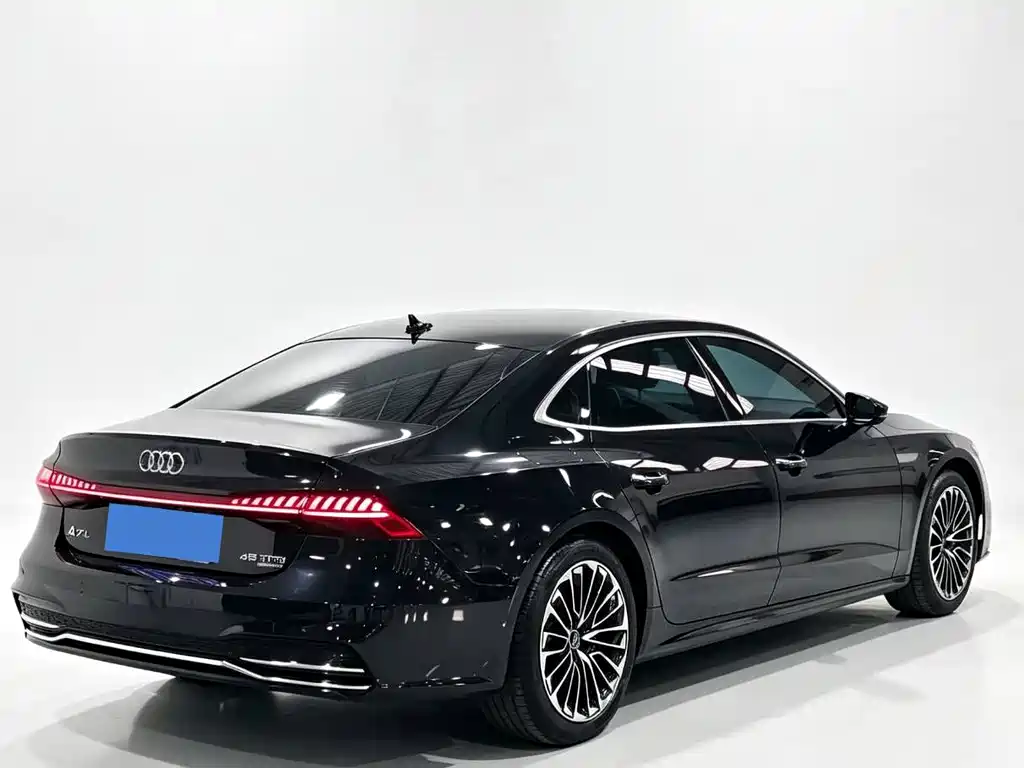Audi A7L 2025 — фото 4