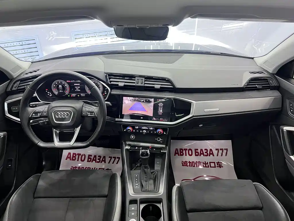 Audi Q3 2022 — фото 14