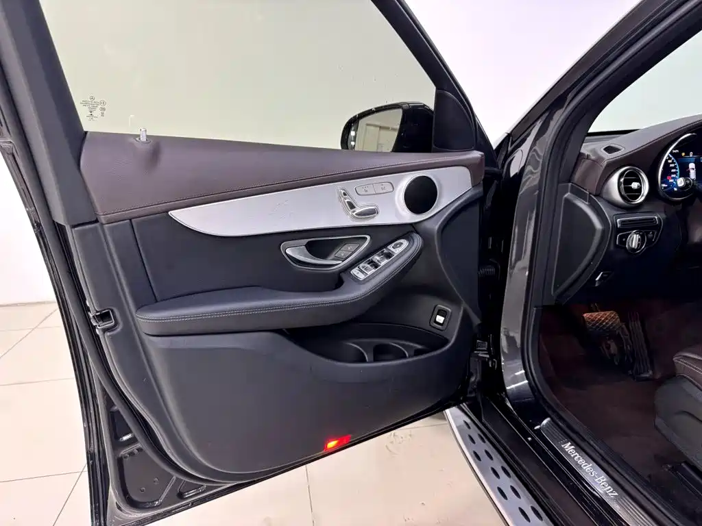 Mercedes-Benz GLC 2023 — фото 8