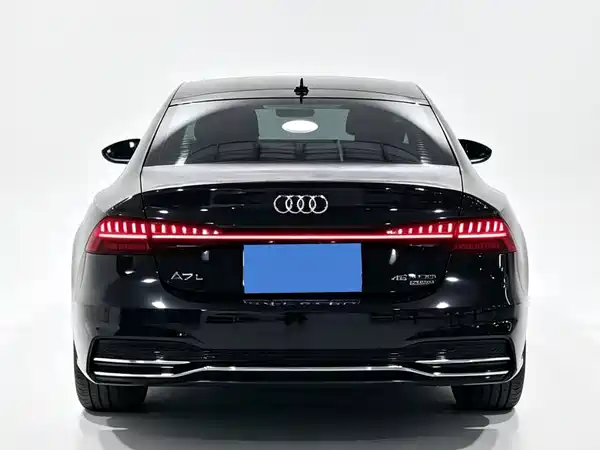 Audi A7L 2025