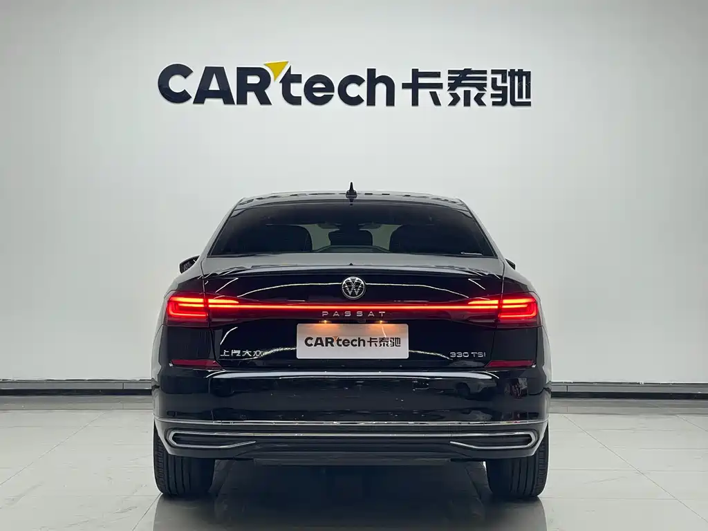 Volkswagen Passat 2022
