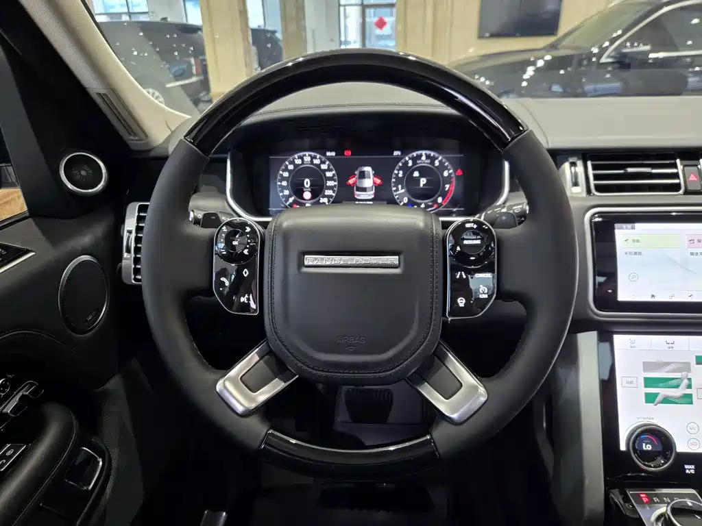 Land Rover Range Rover 2019 — фото 19