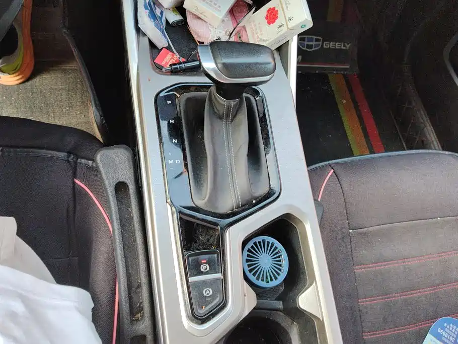 Geely Emgrand 2023 — фото 15