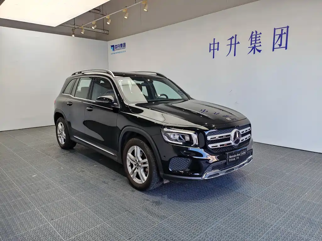 Mercedes-Benz GLB 2023 — фото 3
