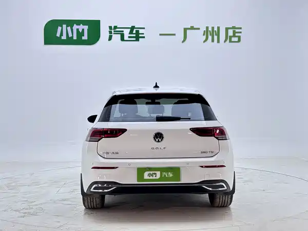 Volkswagen Golf 2023