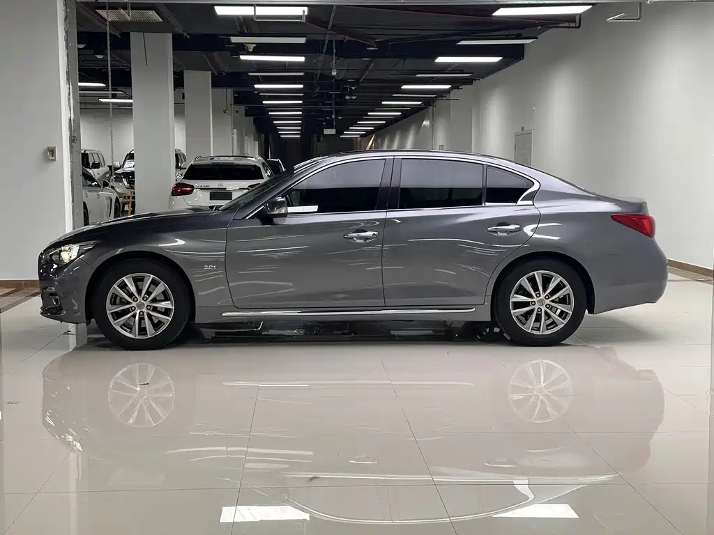 Infiniti Q50L 2016