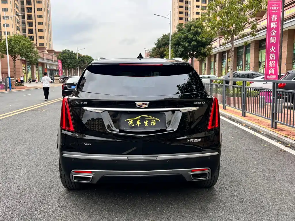 Cadillac XT5 2020 — фото 5