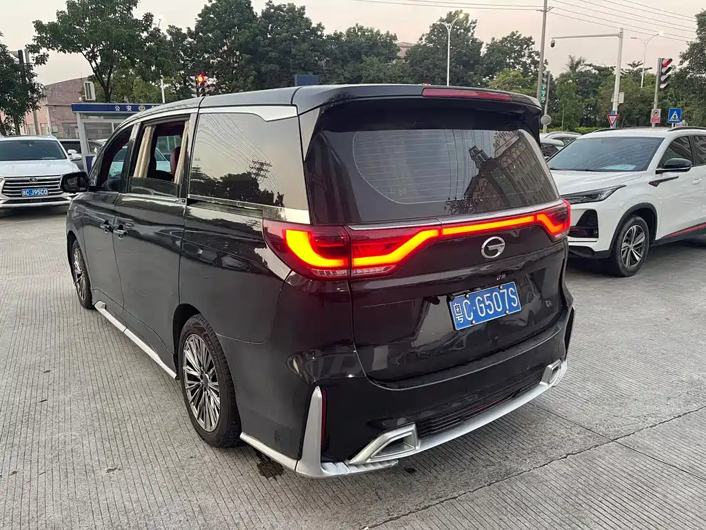GAC Trumpchi M8 2021 — фото 5