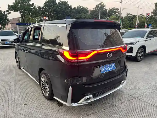 GAC Trumpchi M8 2021