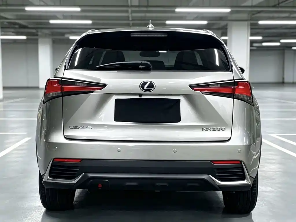 Lexus NX 2021 — фото 5