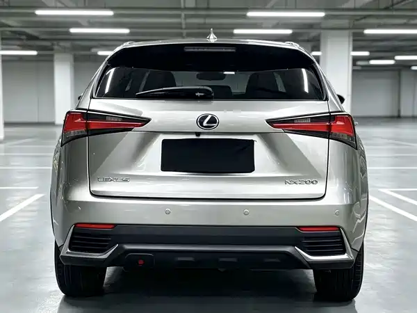 Lexus NX 2021