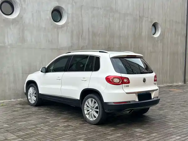 Volkswagen Tiguan 2012