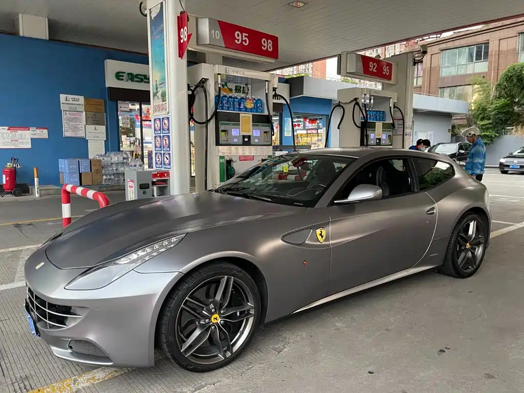 Ferrari FF 2016 — фото 1