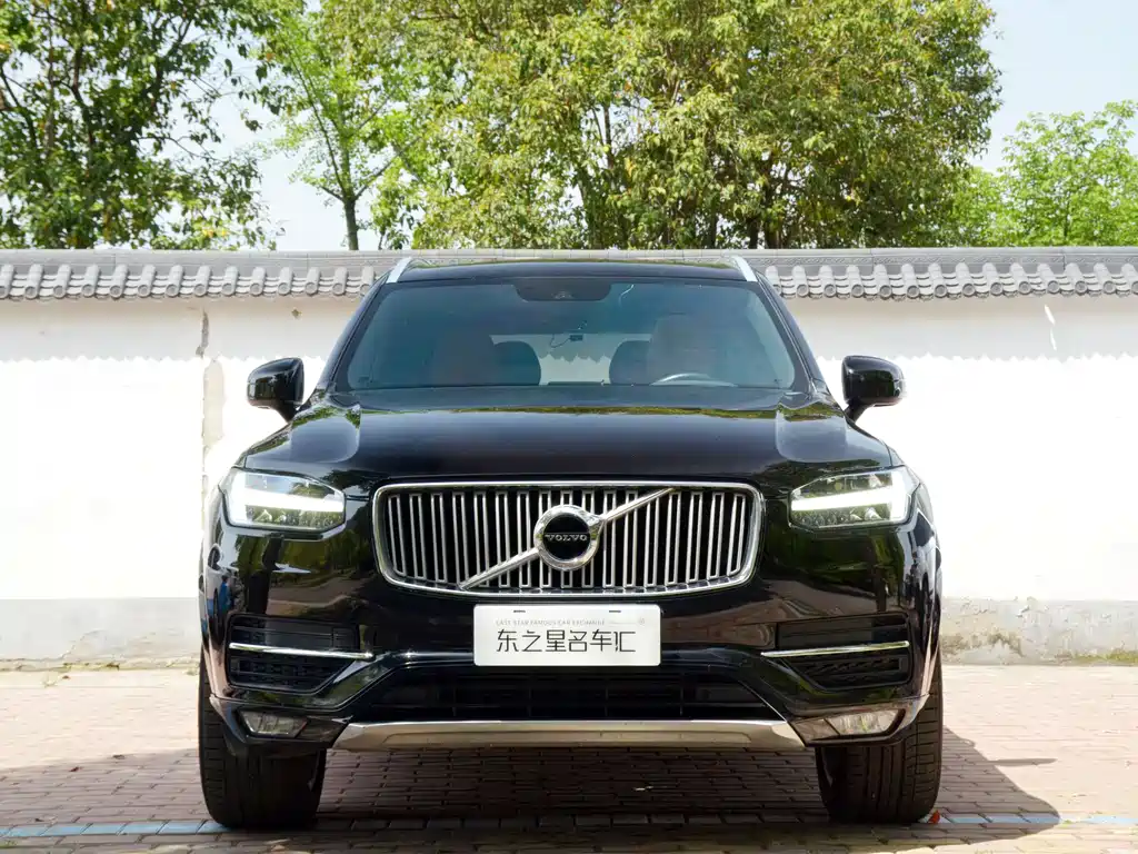 Volvo XC90 2019 — фото 2