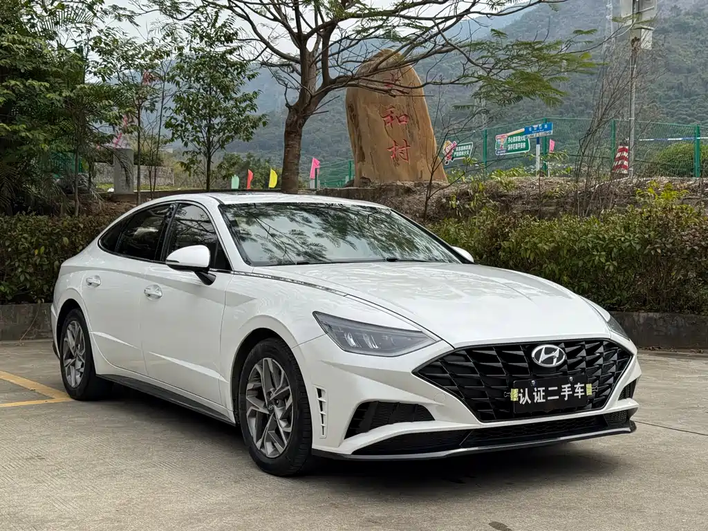 Hyundai Sonata 2022 — фото 3