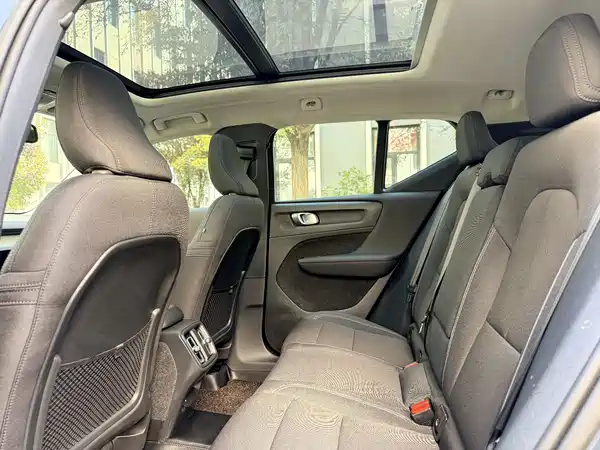 Volvo XC40 2022