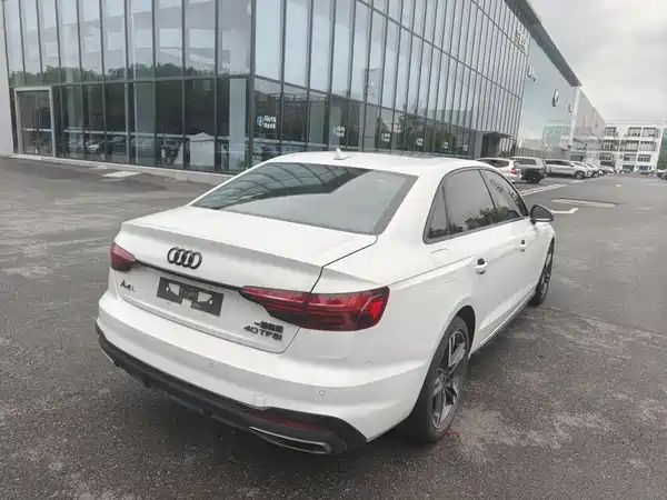 Audi A4L 2024