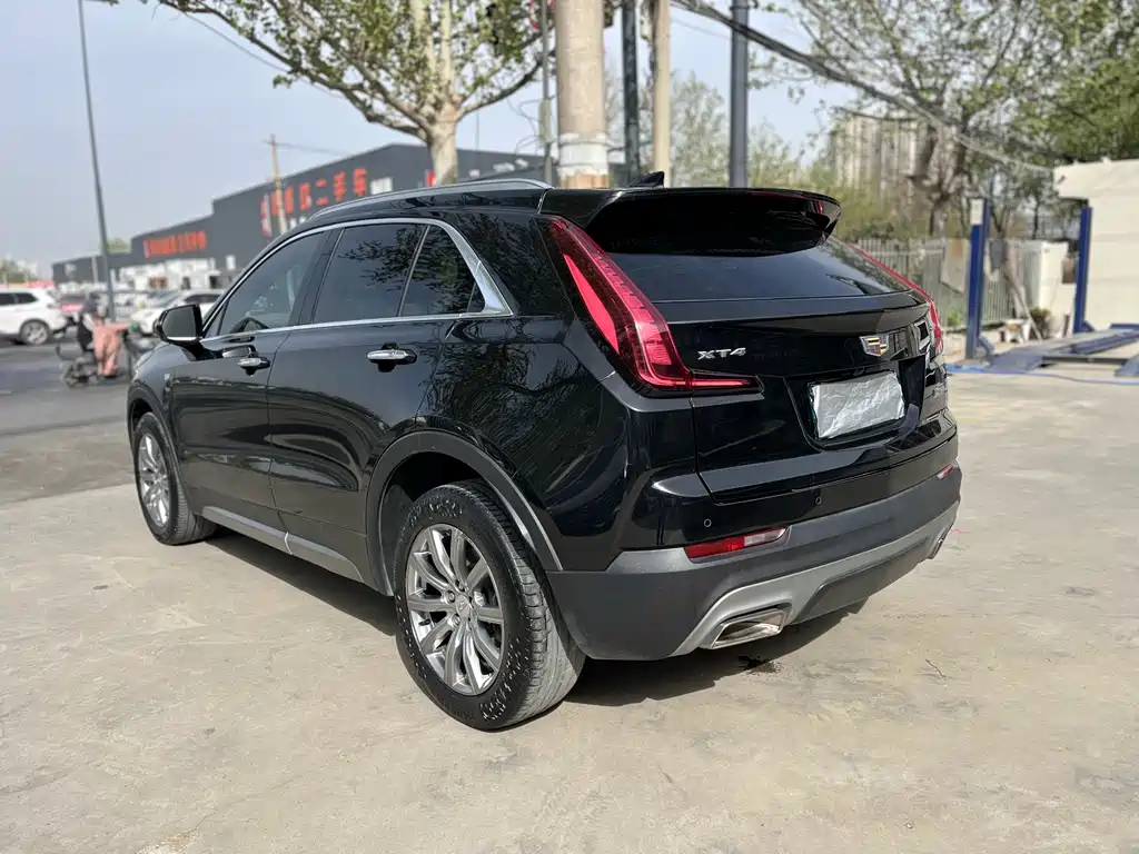Cadillac XT4 2019 — фото 9