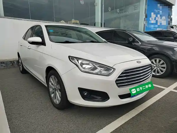 Ford Escort 2018