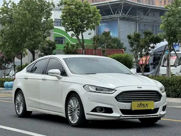 Ford Mondeo 2014