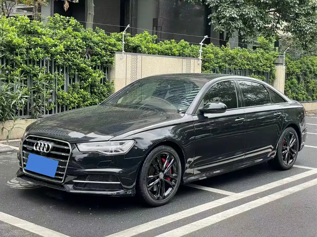 Audi A6L 2018 — фото 1