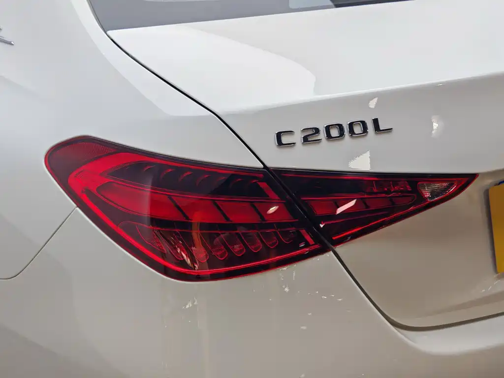 Mercedes-Benz C-Class 2022 — фото 7